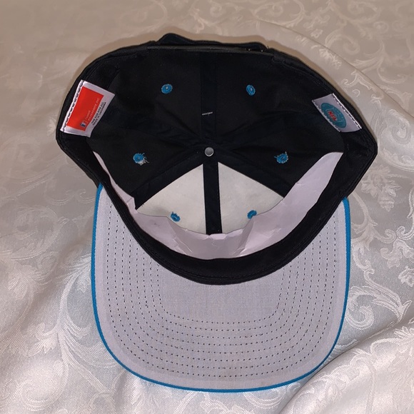 Vintage Carolina Panthers adjustable hat with tags - Picture 4 of 7